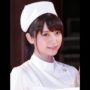 【桃月なしこ】桃月なしこ：人気コスプレーヤーがナース姿で映画イベント登場　ゆるキャラを看護！？......